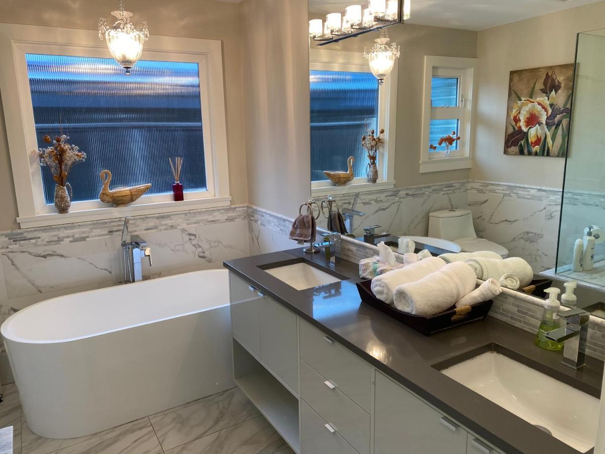 Xanadu 世外桃源 Villa Tsawwassen Dış mekan fotoğraf